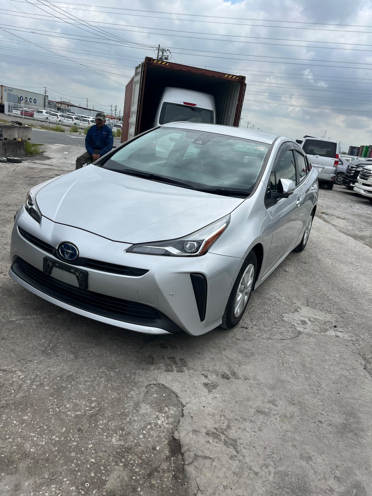 2022 TOYOTA PRIUS photo 9