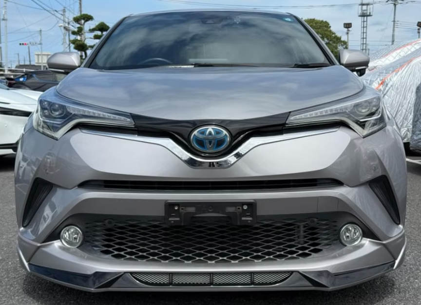 2017 TOYOTA C-HR HYBRID G GRADE photo 2