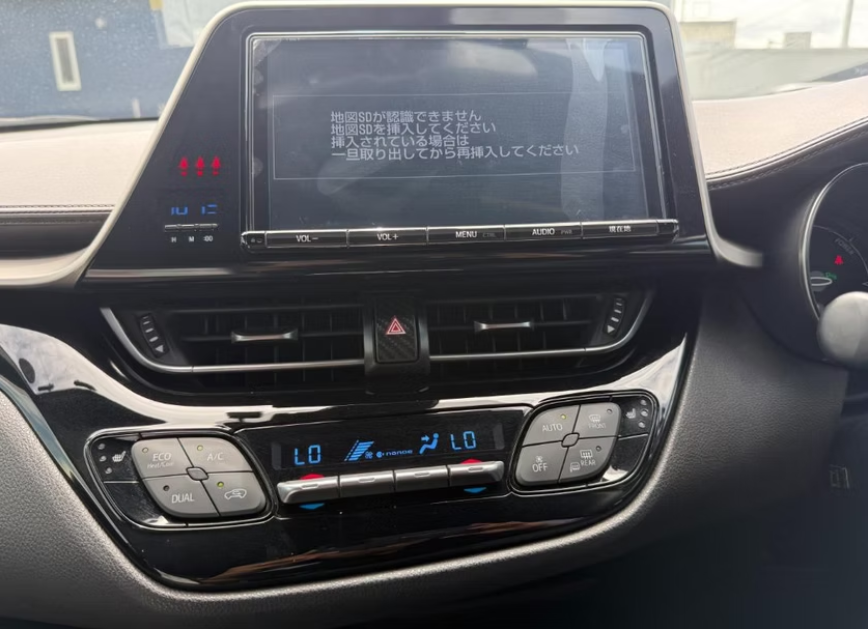 2017 TOYOTA C-HR HYBRID G GRADE photo 13