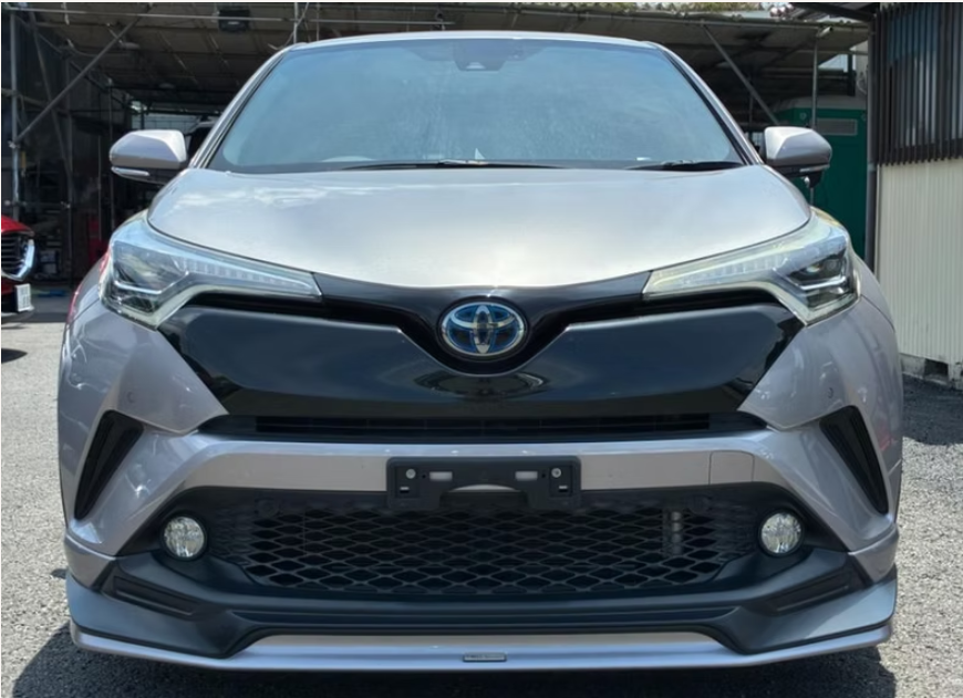 2017 TOYOTA C-HR HYBRID G GRADE photo 2