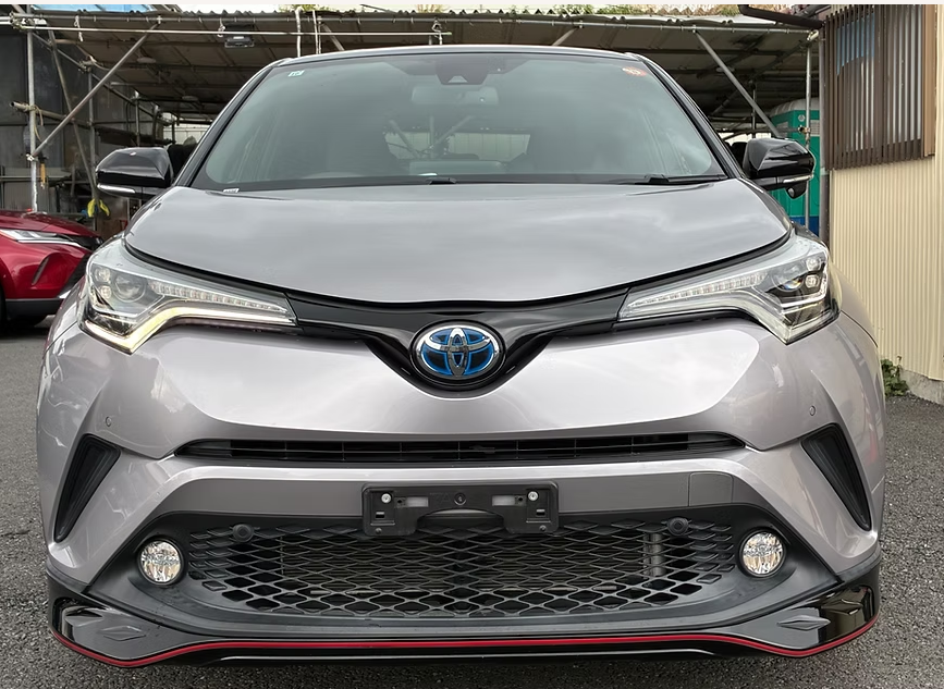 2017 TOYOTA C-HR HYBRID G GRADE photo 2