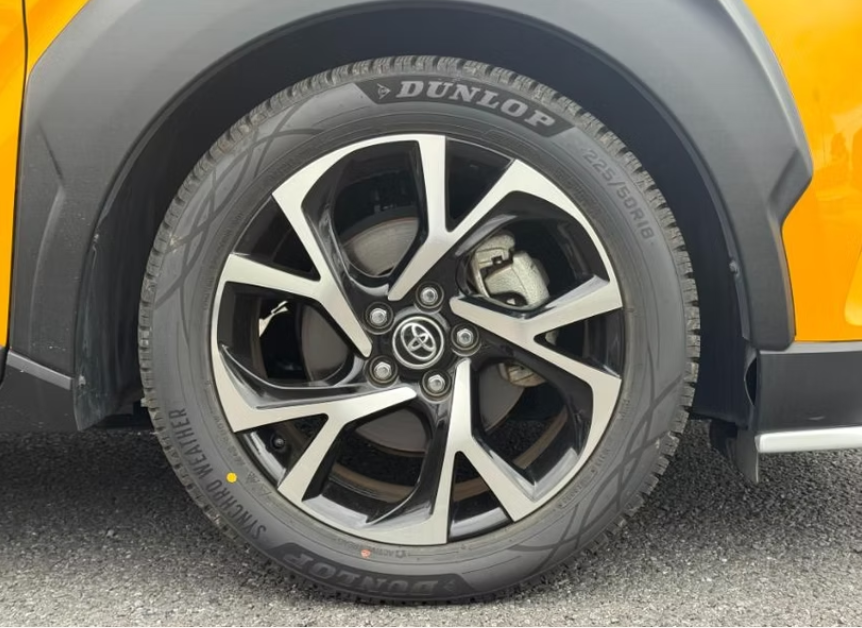 2017 TOYOTA C-HR HYBRID G GRADE photo 14