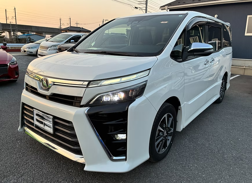 2018 TOYOTA VOXY ZS KIRAMEKI 8 SEATERS