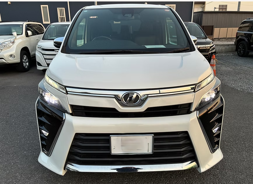 2018 TOYOTA VOXY ZS KIRAMEKI 8 SEATERS photo 2