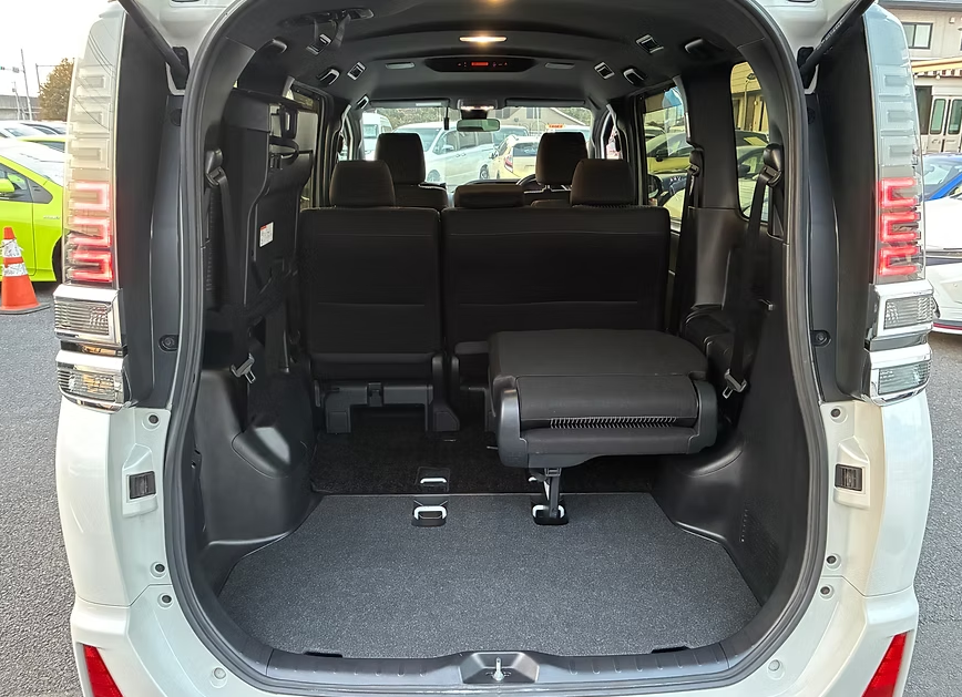 2018 TOYOTA VOXY ZS KIRAMEKI 8 SEATERS photo 5