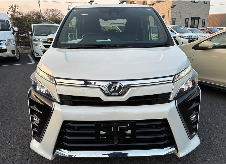 2019 TOYOTA VOXY ZS KIRAMEKI 8 SEATERS photo 2