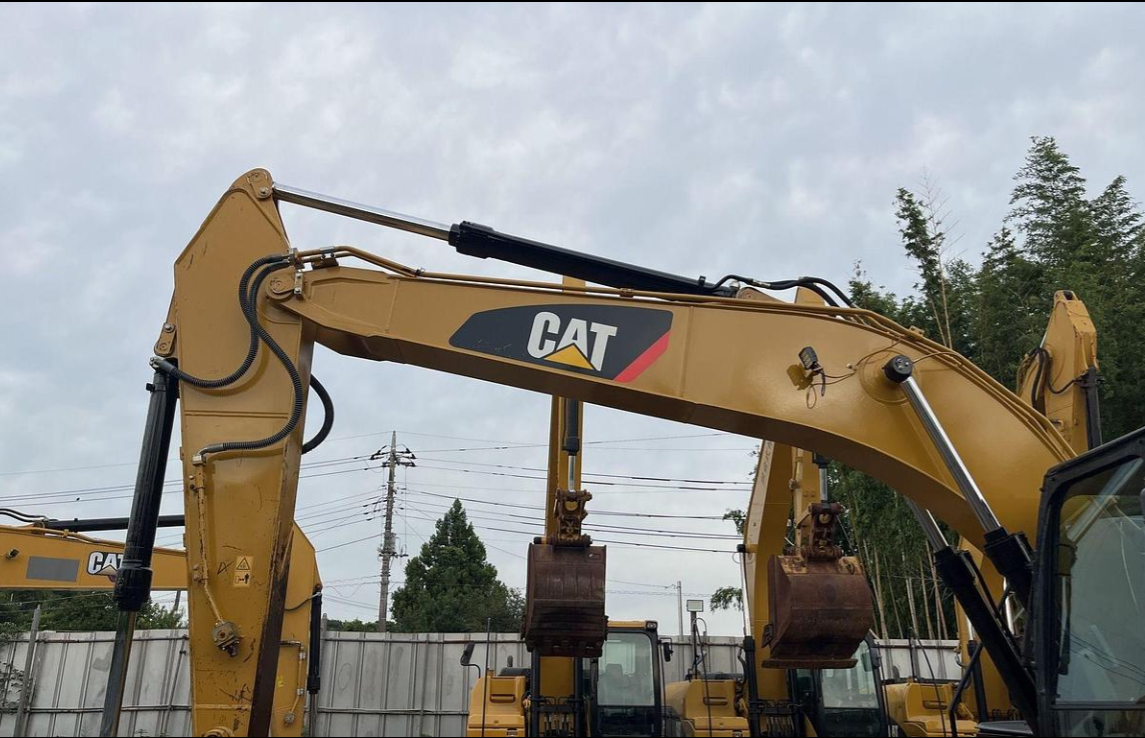 2016 CAT Caterpillar Excavators Model: Cat C6.6 ACERT photo 14