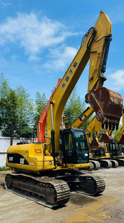 2007 CAT Caterpillar Excavators Model: CAT 320D photo 3