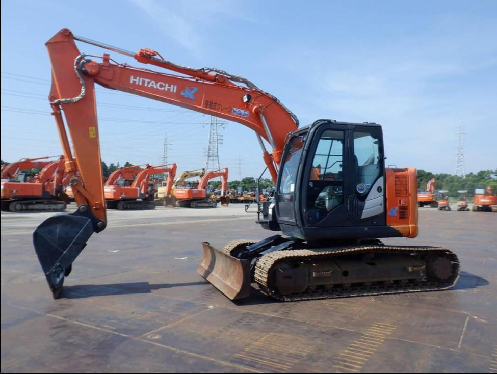 2016 HITACHI Excavators - ZX135US-5B