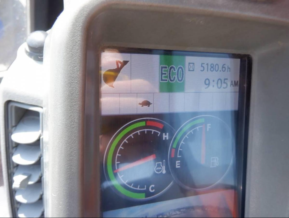 2016 HITACHI Excavators - ZX135US-5B photo 14