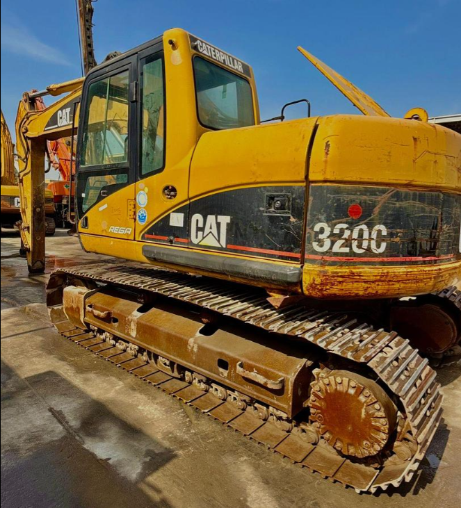 2015 CAT Caterpillar Excavators Model: Cat 320C photo 5